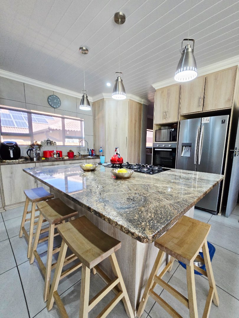 3 Bedroom Property for Sale in Wilkoppies North West